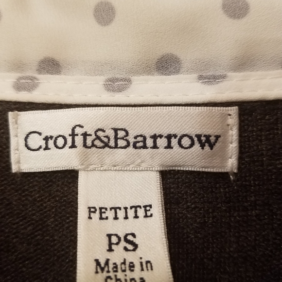 Sweater - Picture 3 of 3